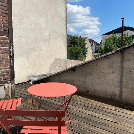 Studio Cosy Avec Terrasse - Gare A 2Min & Wifi Compiègne